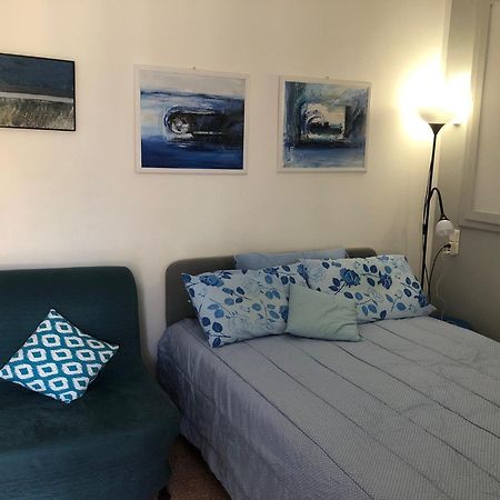 Welcome In The Cozy Blue Nest Pedestrian مينتون المظهر الخارجي الصورة