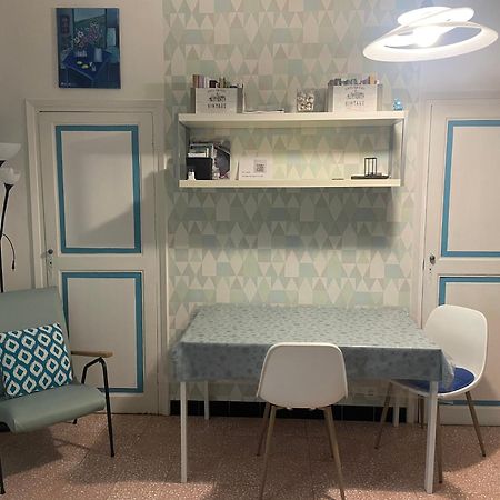 Welcome In The Cozy Blue Nest Pedestrian مينتون المظهر الخارجي الصورة